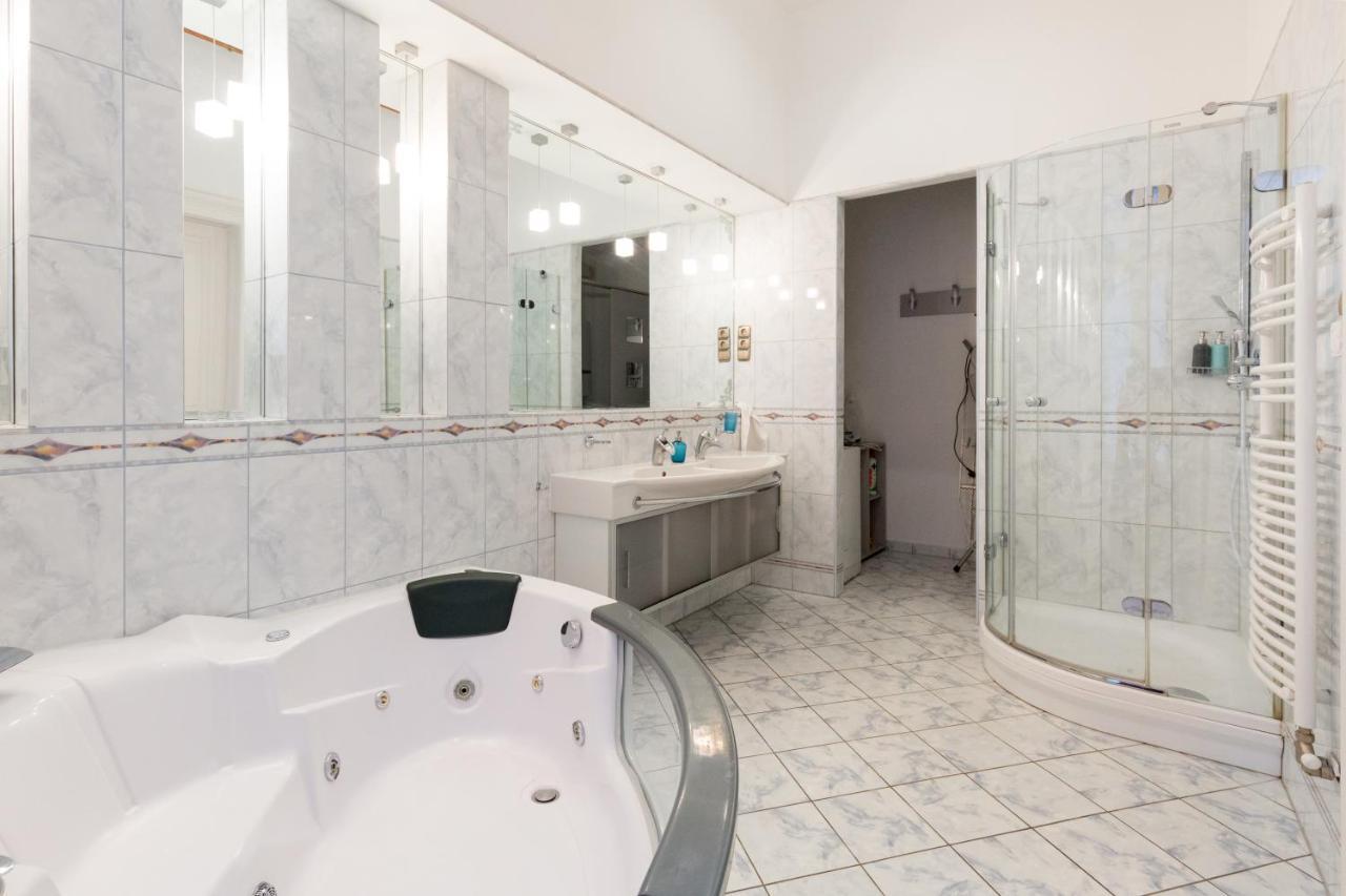 Luxury Central Apartment Budapest Exterior foto